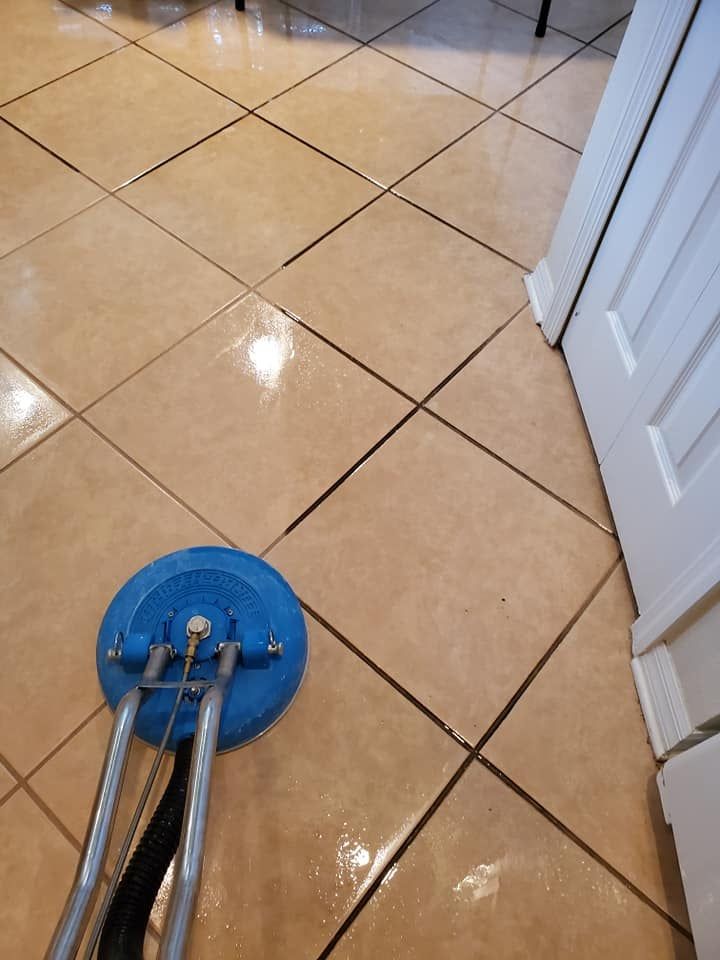 St. Petersburg Tile and Grout Cleaning by Tampa Steam Team